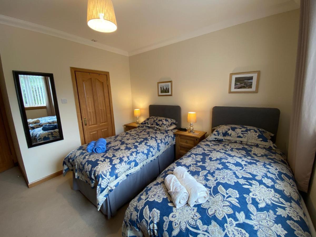 Manor House Bed and Breakfast Stornoway  Buitenkant foto